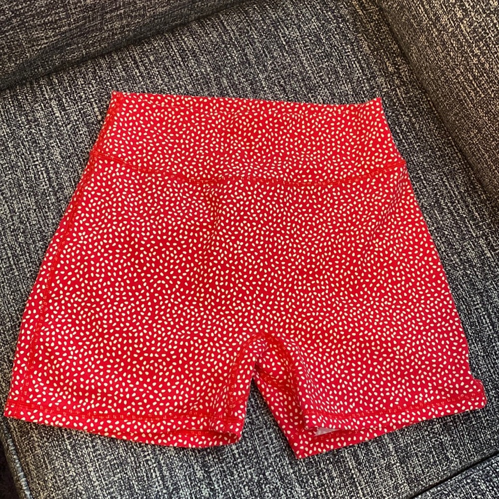 ✨SOLD✨ Buffbunny Legacy Short- Salsa Red Bossy Print